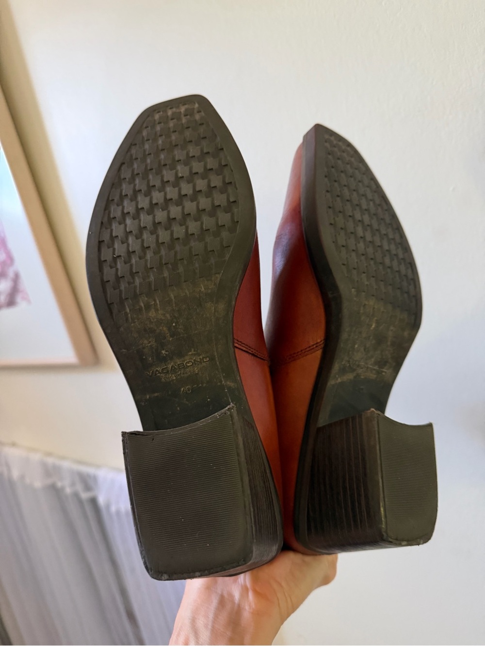 Vagabond Leather Mid-Heel Chelsea Boots in Brown - Picture 8 of 10
